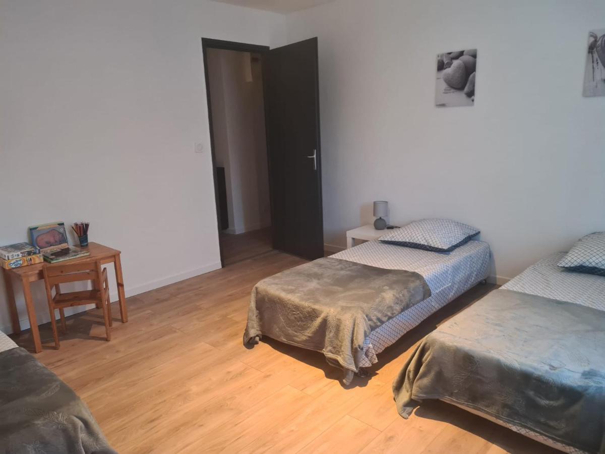 Besseges Magnifique Appartement Avec Terrasse מראה חיצוני תמונה