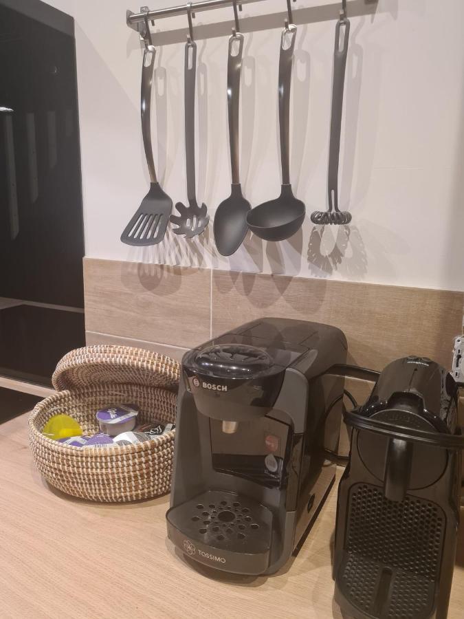 Besseges Magnifique Appartement Avec Terrasse מראה חיצוני תמונה